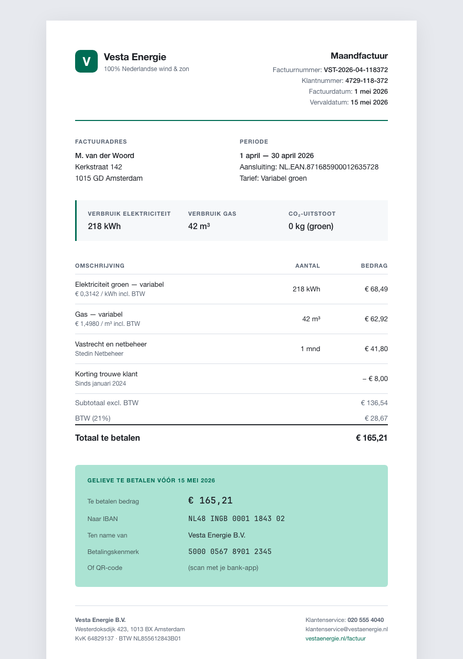 A Dutch utility bill from Vesta Energie. A dashed green rectangle marks the payment block — IBAN, Betalingskenmerk, amount, recipient.